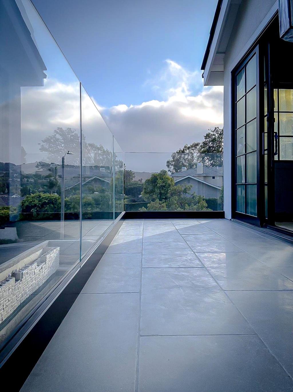 Glass-to-Glass Railings