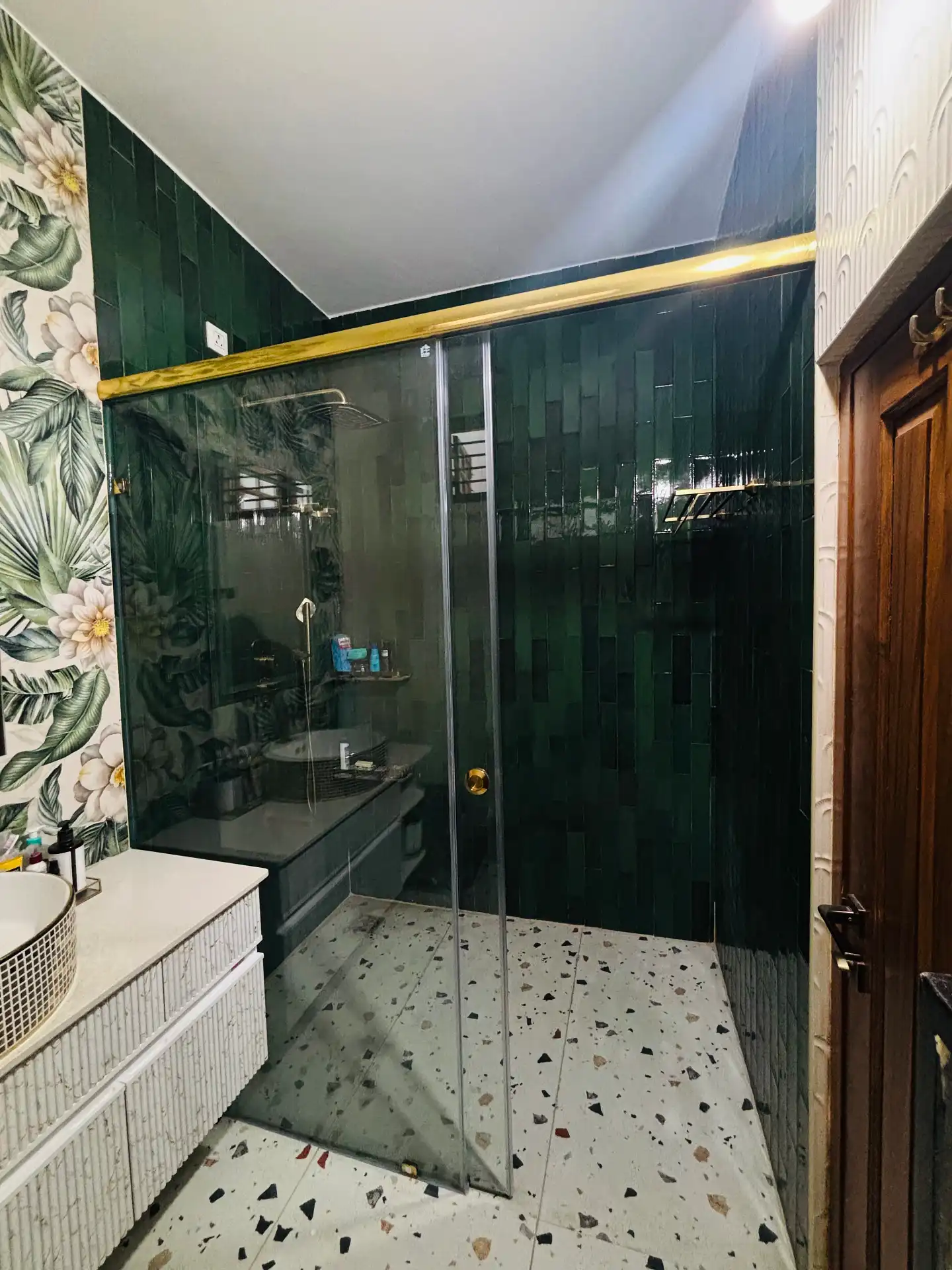Executive Suite Fluted Glass Partition